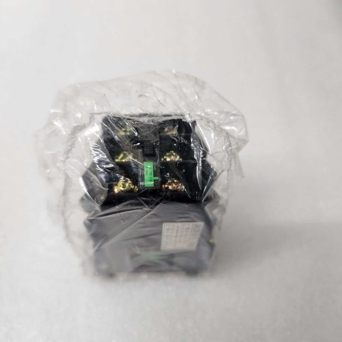 FUJI ELECTRIC SRC50-2U/X (4A2B) MAGNETIC CONTACTOR COIL VOLTAGE 100-110V