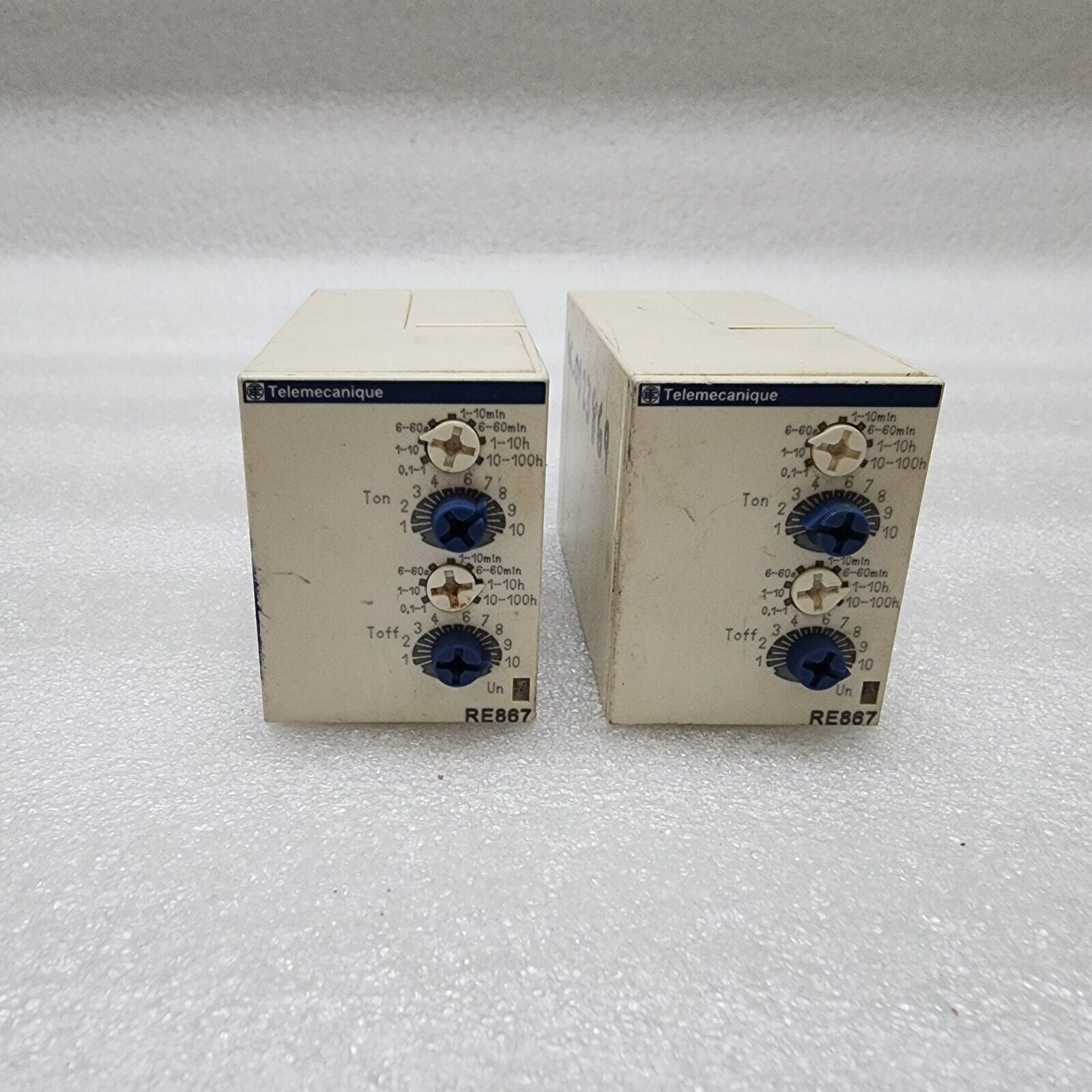 RE88867455 UNIVERSAL PLUG IN TIMING RELAY 24VDC/24-240VAC