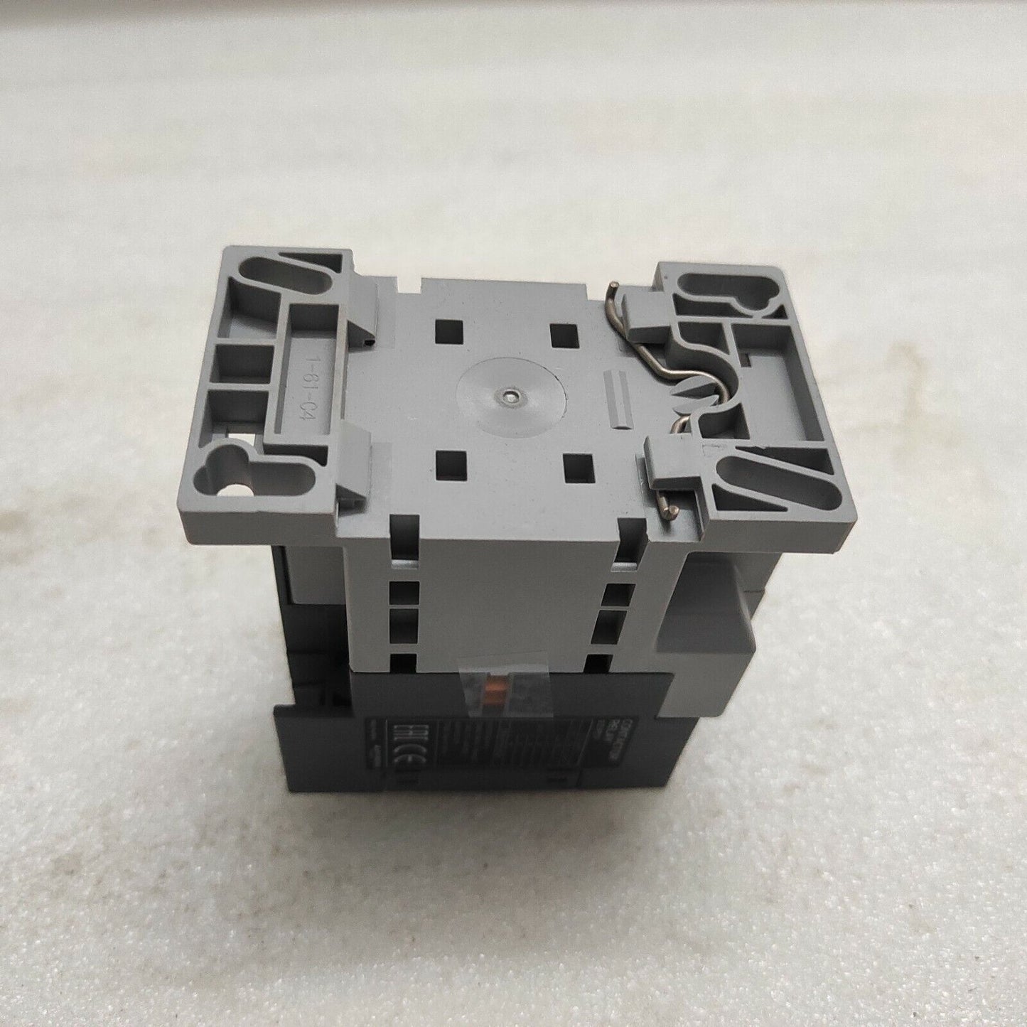 HYUNDAI ELECTRIC UMX22 MAGNETIC CONTACTOR COIL VOLTAGE 100-110V 