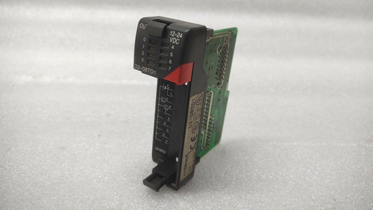 PLC DIRECT D2-08TD1 DISCRETE OUTPUT MODULE LOT  OF 2 UNIT