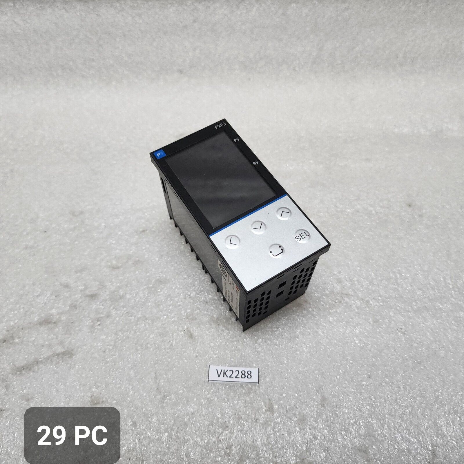 FUJI ELECTRIC PXF5AAA2-FVY00-P TEMPERATURE CONTROLLER 100-240VAC