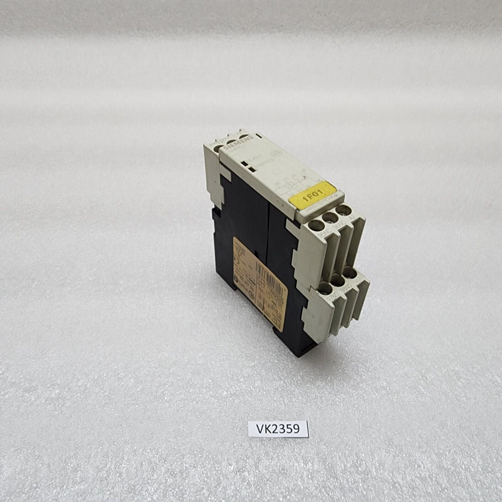 SIEMENS 3RN1010-1CM00 THERMISTOR PROTECTION RELAY