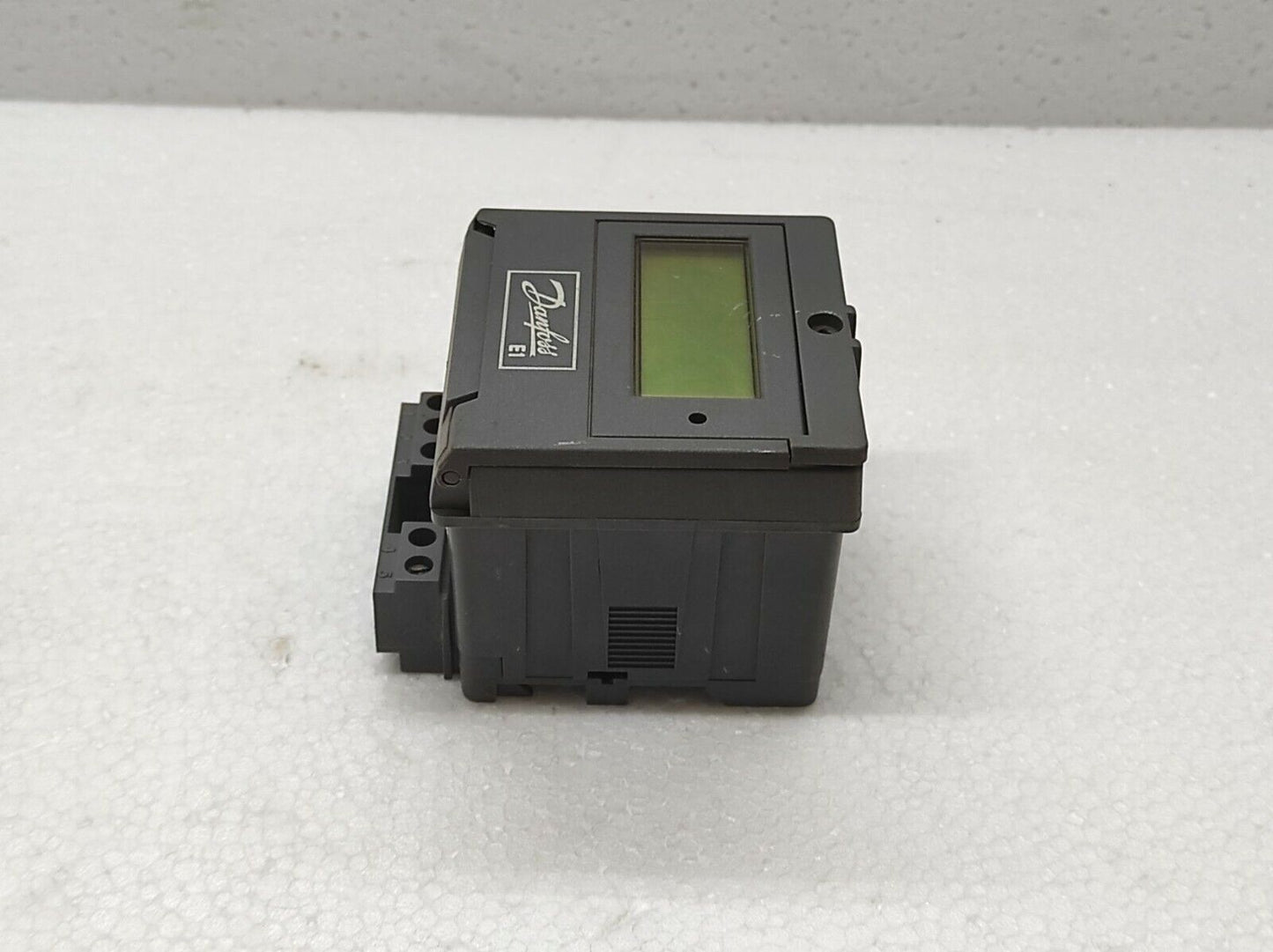 DANFOSS E1 ELECTRONIC TIME SWITCH 100/125 VAC