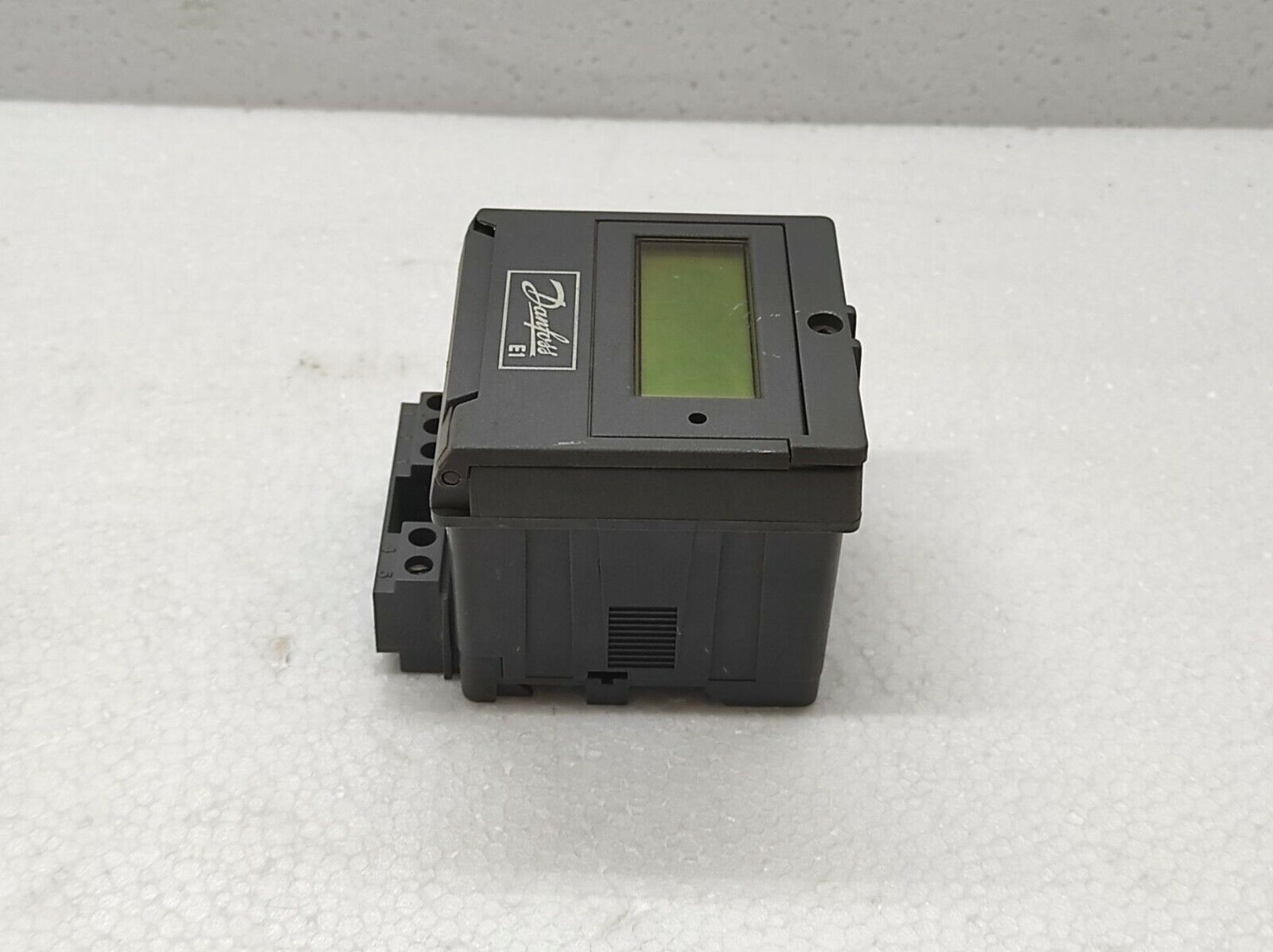 DANFOSS E1 ELECTRONIC TIME SWITCH 100/125 VAC