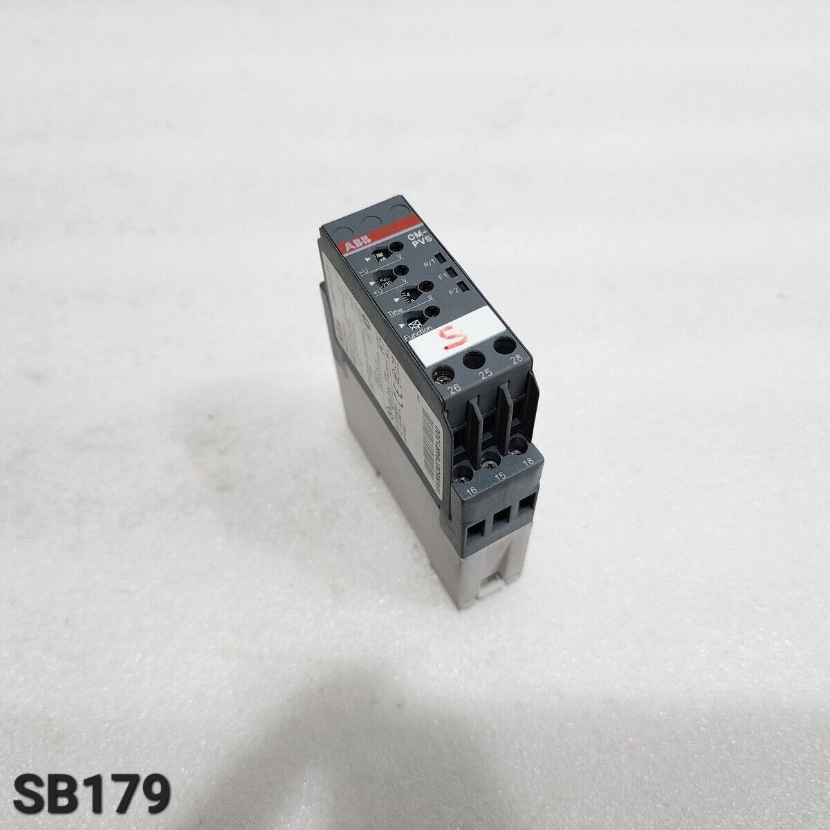 ABB CM-PVS.31 RMS MONITORING RELAY 1SVR630794R1300