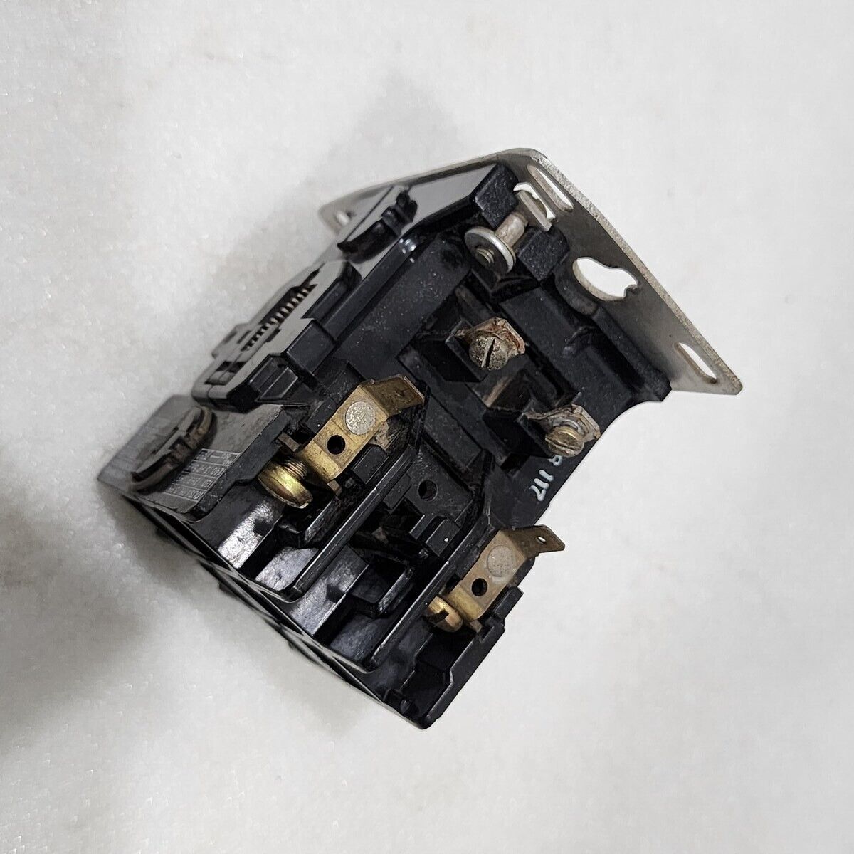 GOULD WESTMINSTER 2200 EB220AA MAGNETIC CONTACTOR 30A COIL VOLTAGE 110-120V