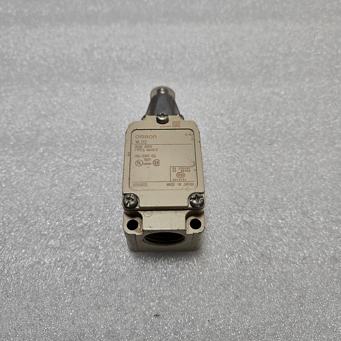 OMRON WLD2 LIMIT SWITCH 02X08Z5