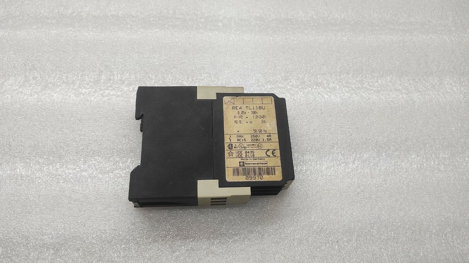 TELEMECANIQUE RE4 TL11BU TIME DELAY RELAY 09970 110-240V/24V 0.05S-300H