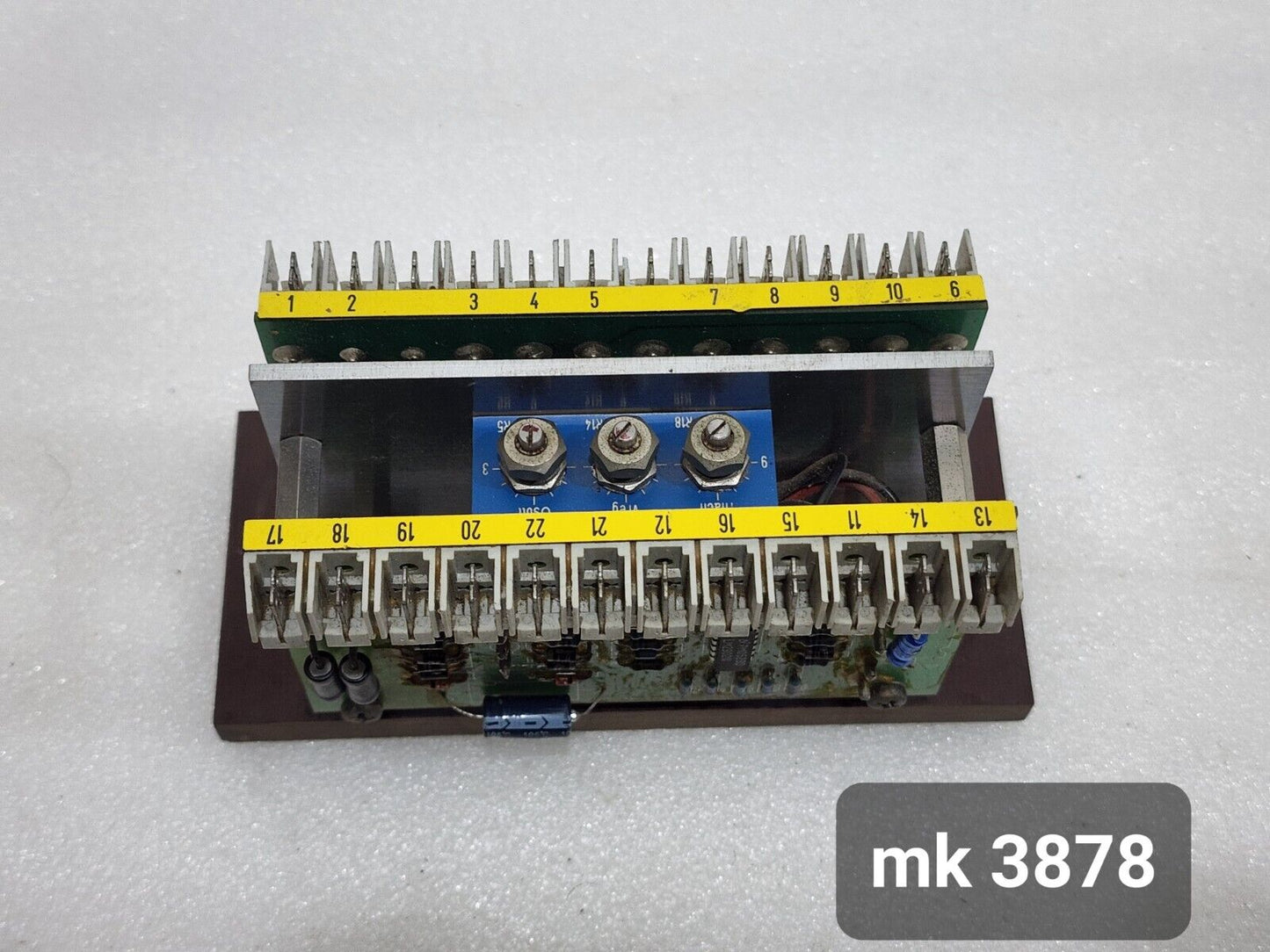 SIEMENS 6GA2 490-0A AUTOMATIC VOLTAGE REGULATOR 