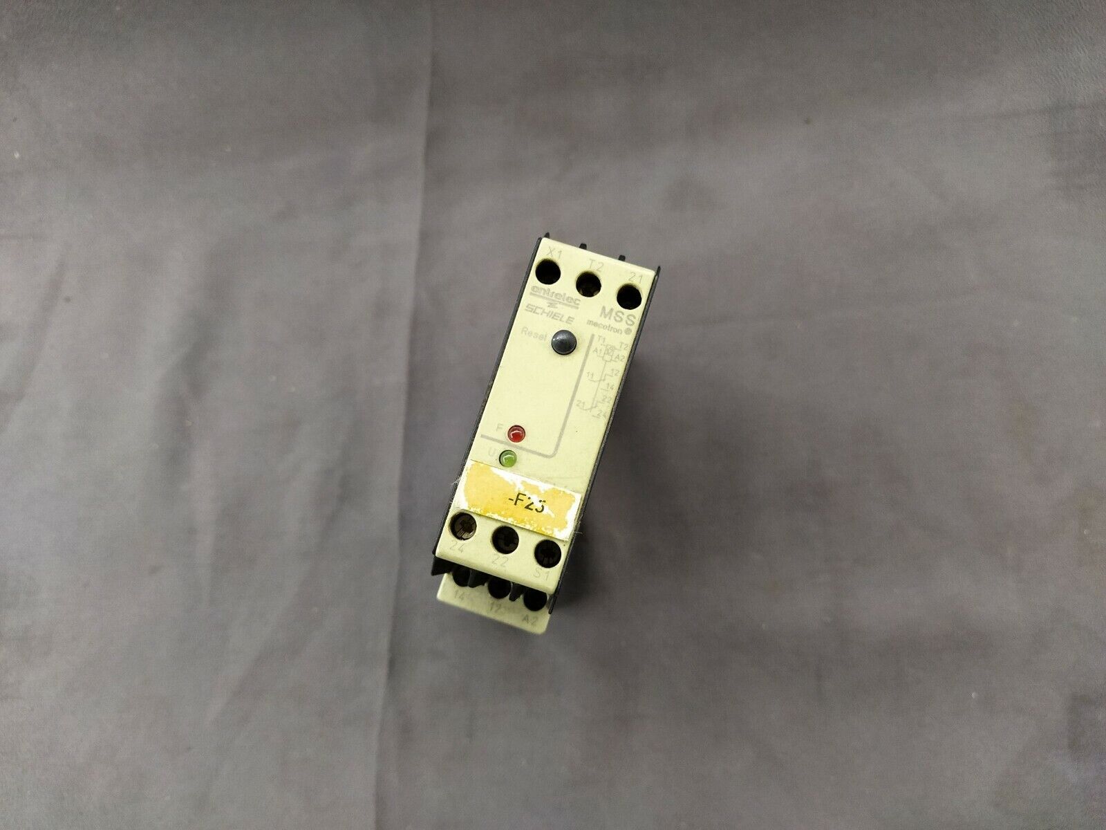 Schiele MSS Mecotron Thermistor Motor Protection Relay 2-430-811-13 220-240V