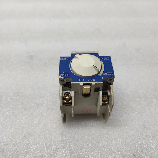 EATON CUTLER HAMMER C320TP1 TIMER UNIT 0.1-30 SEC