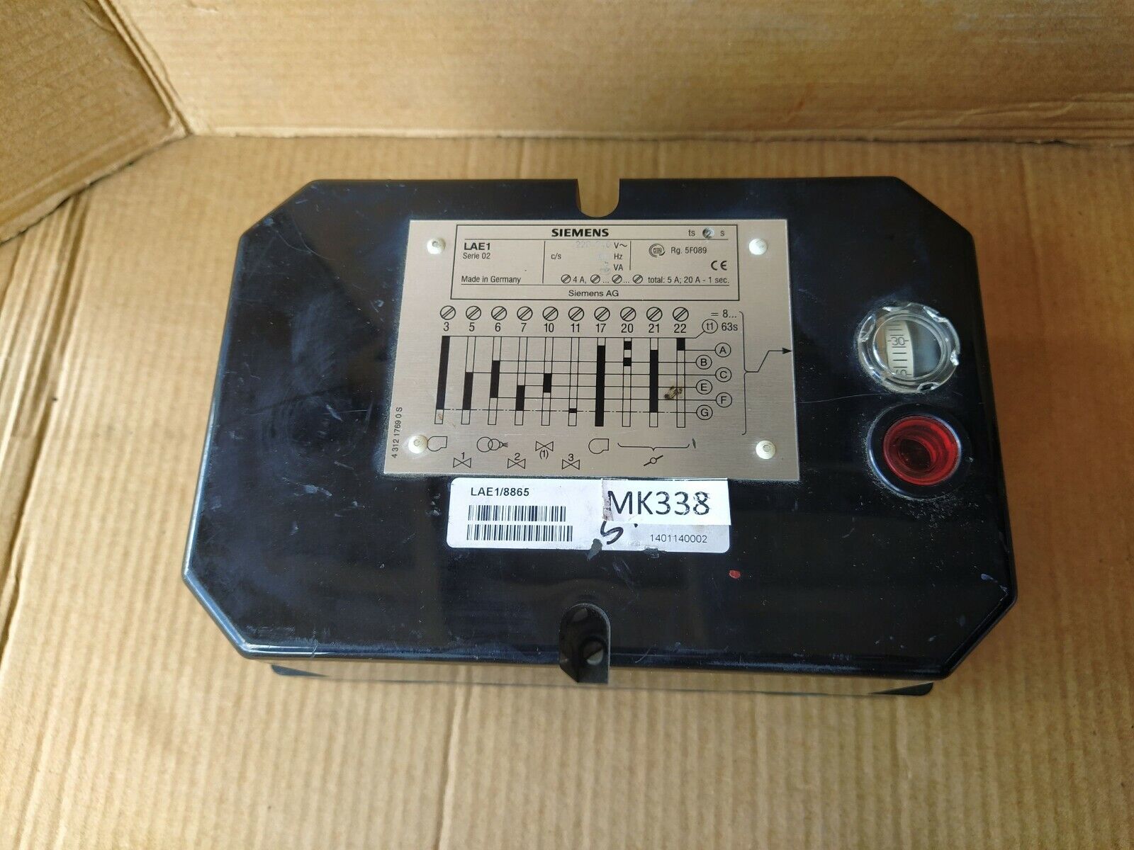 Siemens LAE1 Oil Burner Controller LAE1/8865 Serie 02 220-240V AC