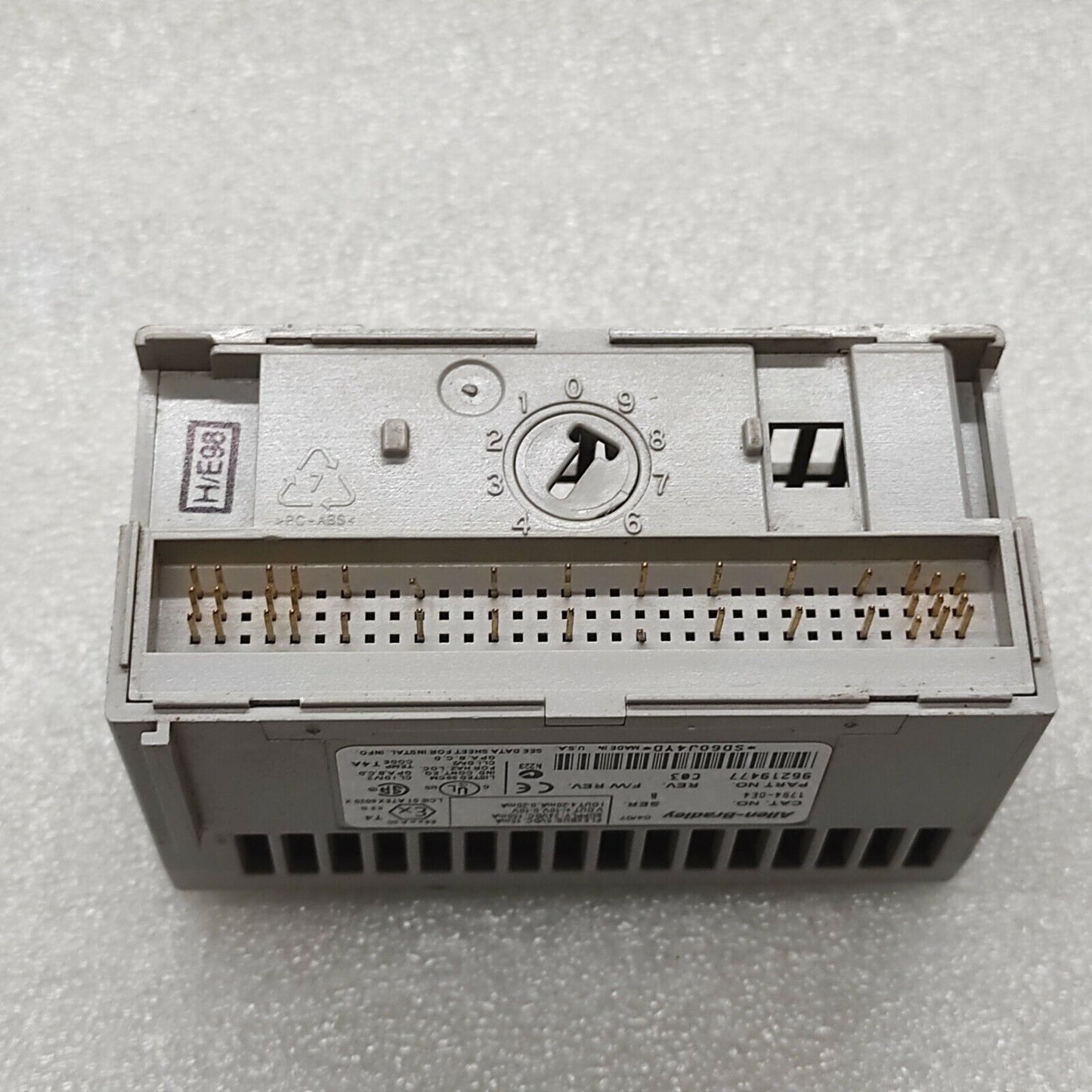 ALLEN BRADLEY CAT 1794-OE4 SERIES B 96219477