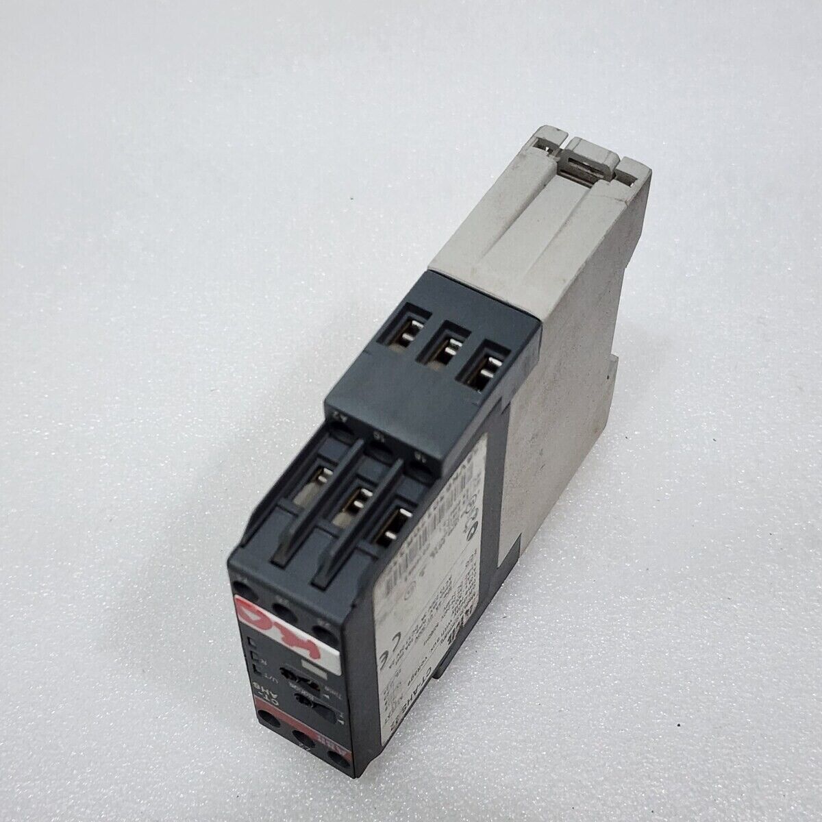 ABB CT-AHS.22 OFF DELAY WITH AUX VOLTAGE TIME RELAY 1SVR630110R3300