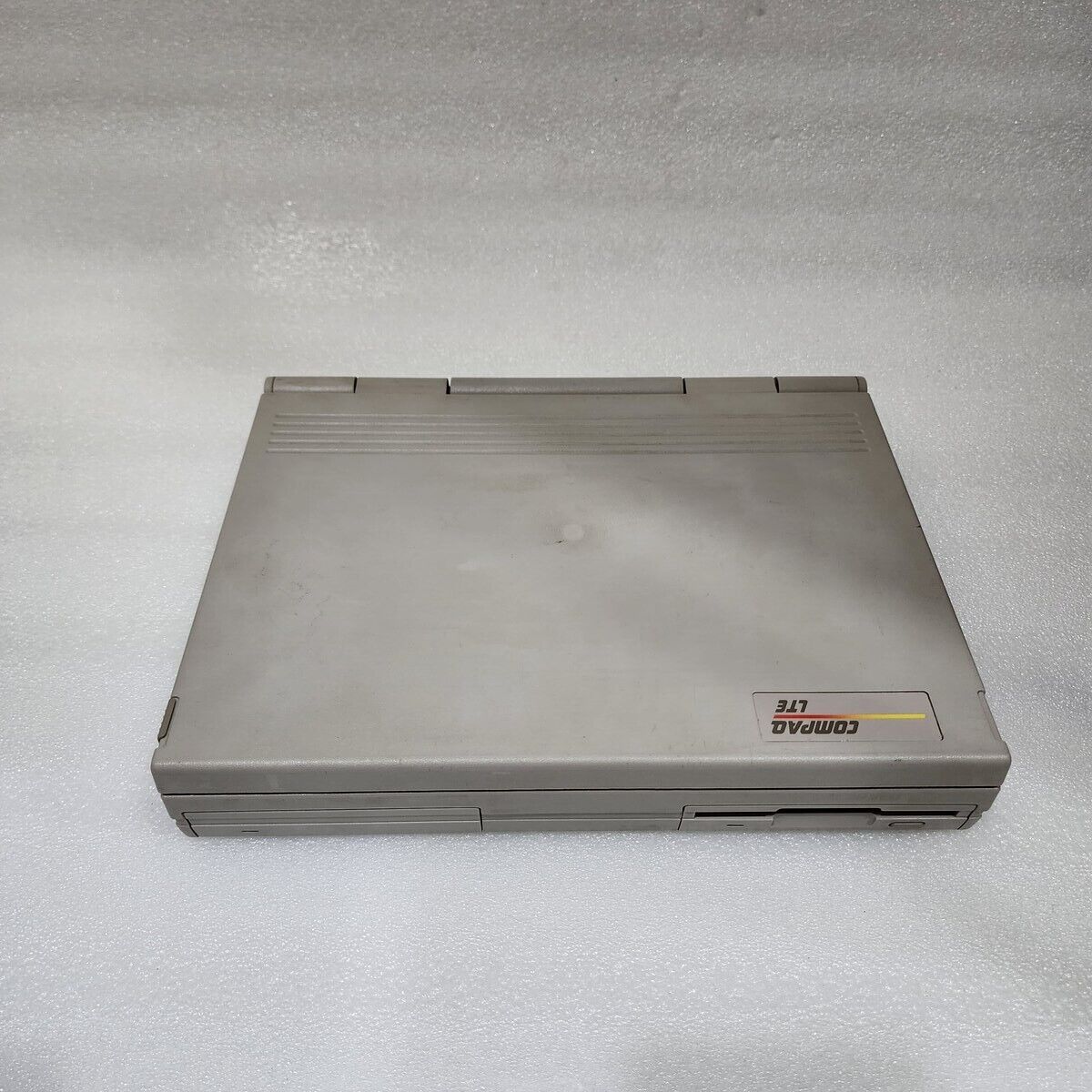 COMPAQ LTE 9109HAC30355 VINTAGE ANTIQUE LAPTOP 118835-001 NON WORKING