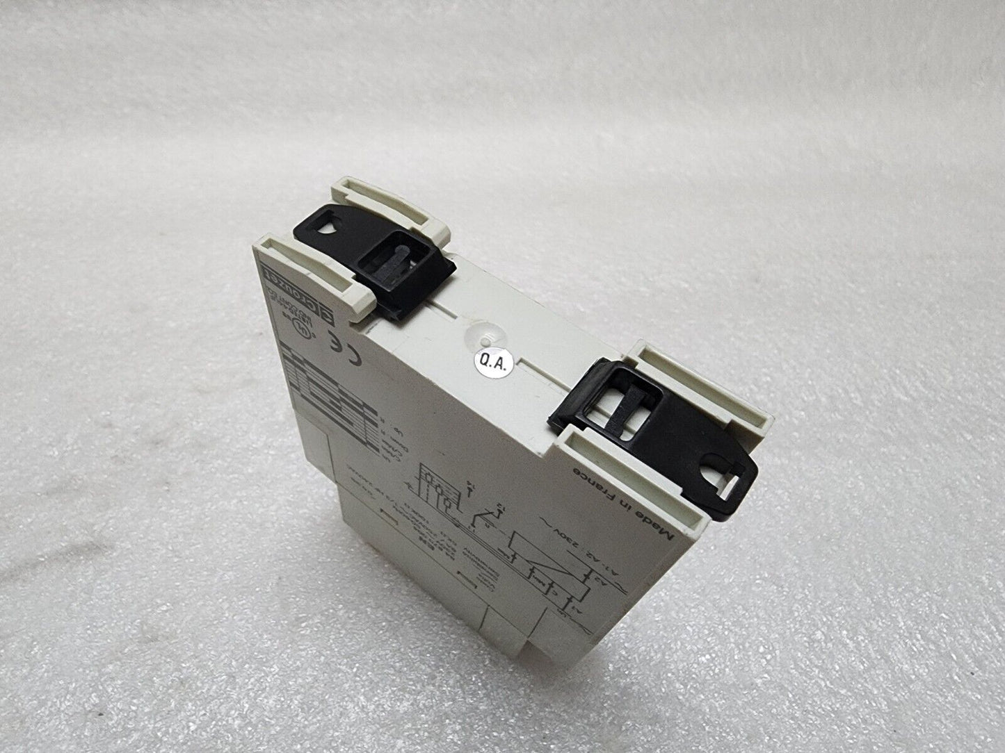 CROUZET 84870004 LEVEL CONTROLLER 230V