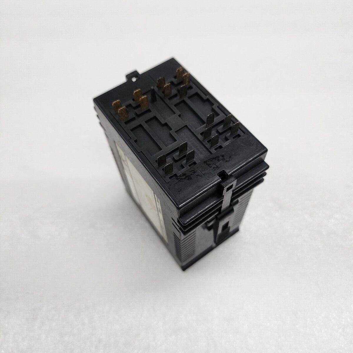 FUJI ELECTRIC PTL2VD21 DISTRIBUTOR PTL 100V