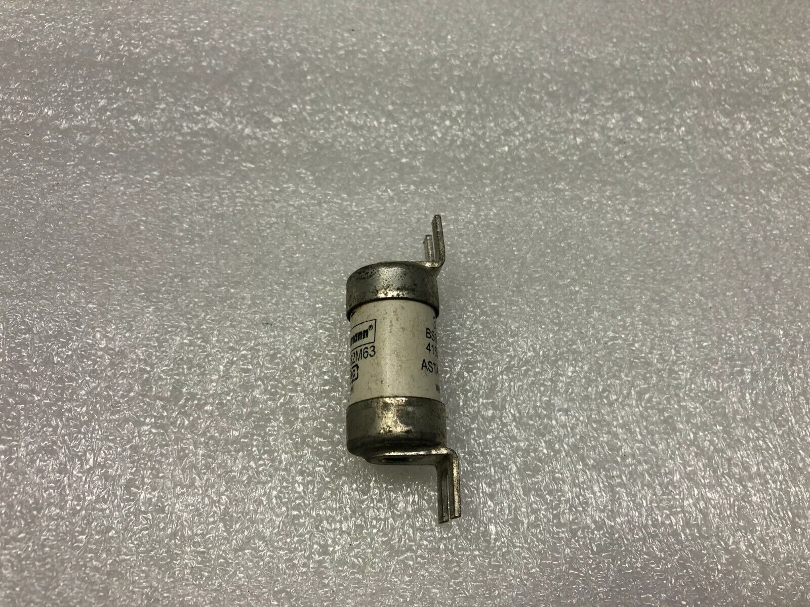 BUSSMANN NITD32M63 BRITISH STANDARD FUSE 32A 415VAC 80kA LOT OF 9 UNIT