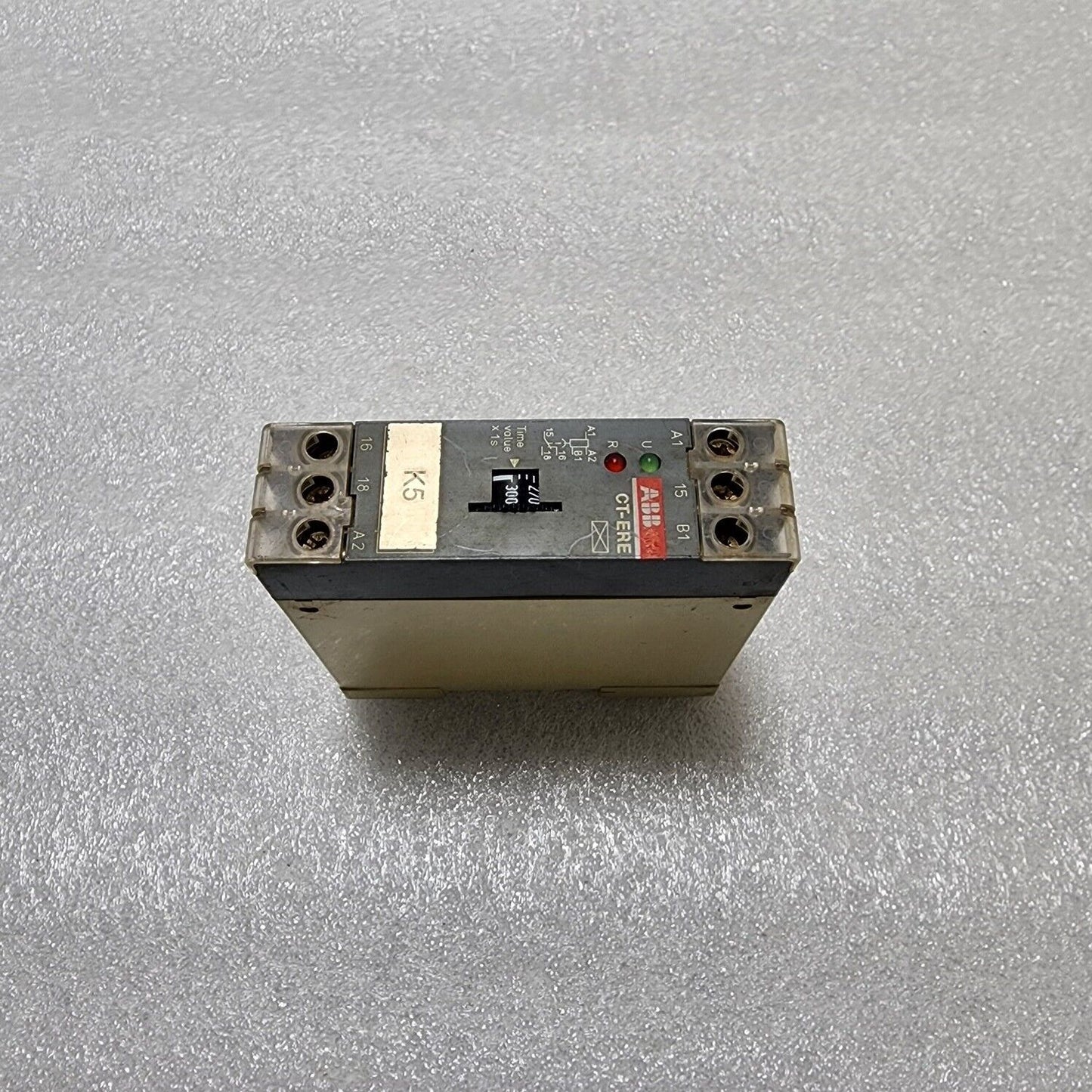 ABB CT-ERE ONE-DELAY TIME RELAY 1SVR550107R2100 220-240VAC/24VAC-DC