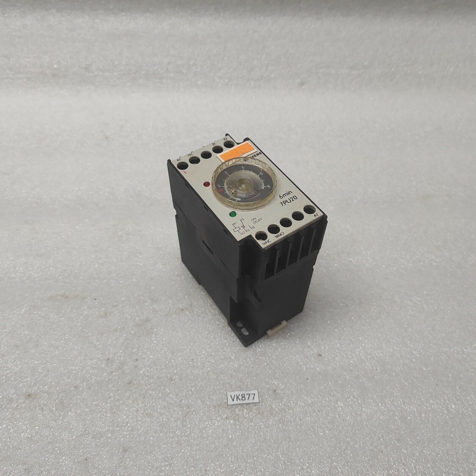 SIEMENS 7PU2040-3AN23 TIME DELAY RELAY 220-240V 0-6MIN