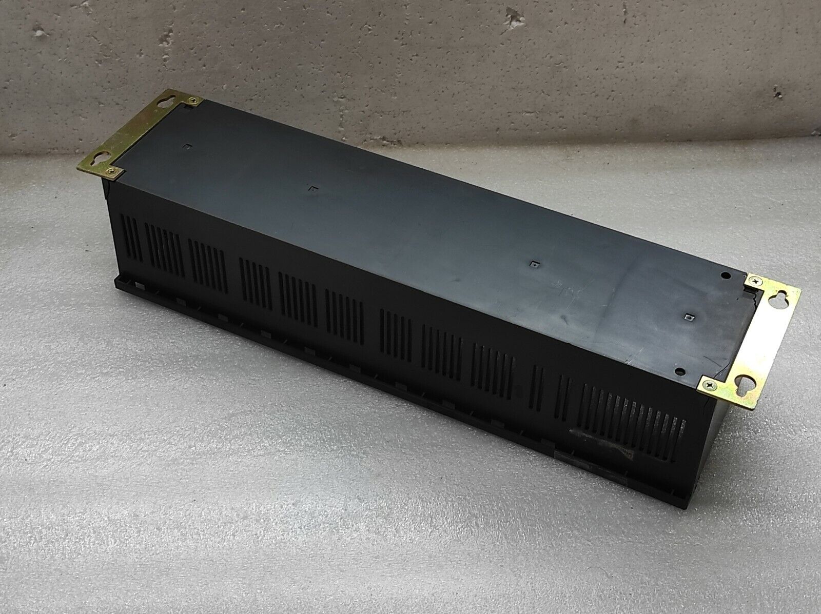 KOYO DIRECT D3-10B-1 I/O BASE 10-SLOT 