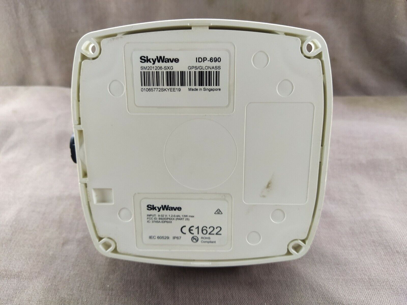 Skywave IDP 690 SM201206-SXG Satellite Terminal