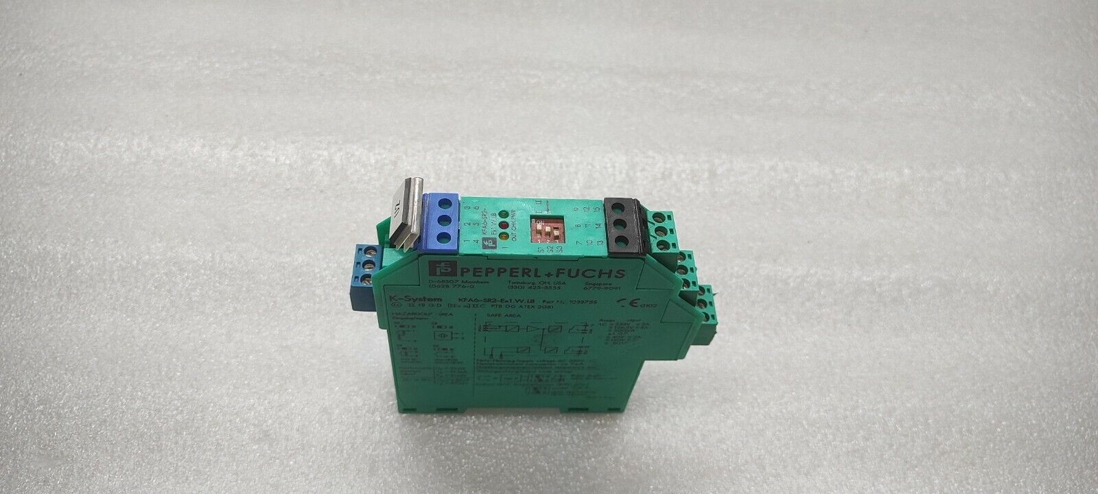 PEPPERL + FUCHS KFA6-SR2-EX1.W.LB SWITCH AMPLIFIER 103375S