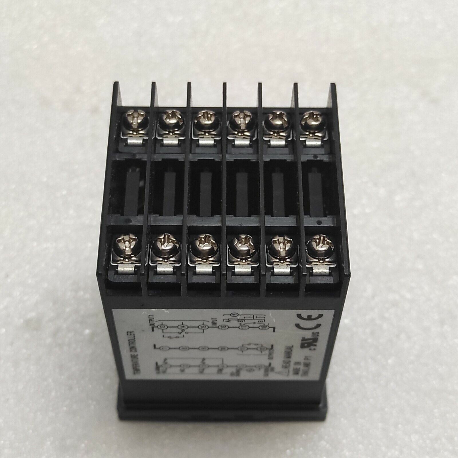 FUJI ELECTRIC PXF4 TEMPERATURE CONTROLLER PXF4ABY2-1VY00 100-240VAC