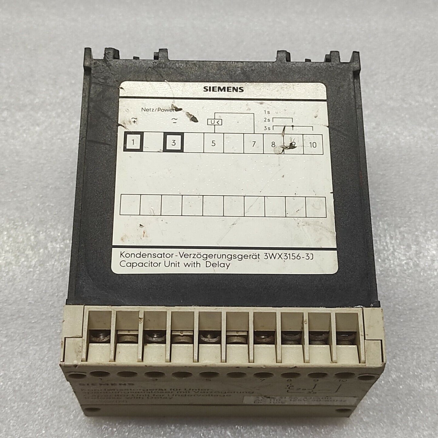 SIEMENS 3WX3156-3JG00 CAPACITOR UNIT FOR UNDERVOLTAGE RELEASE WITH DELAY 110-125