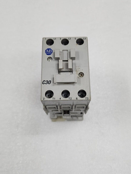 ALLEN BRADLEY CAT 100-C30E-00 SER C MAGNETIC CONTACTOR COIL VOLTAGE 24VDC