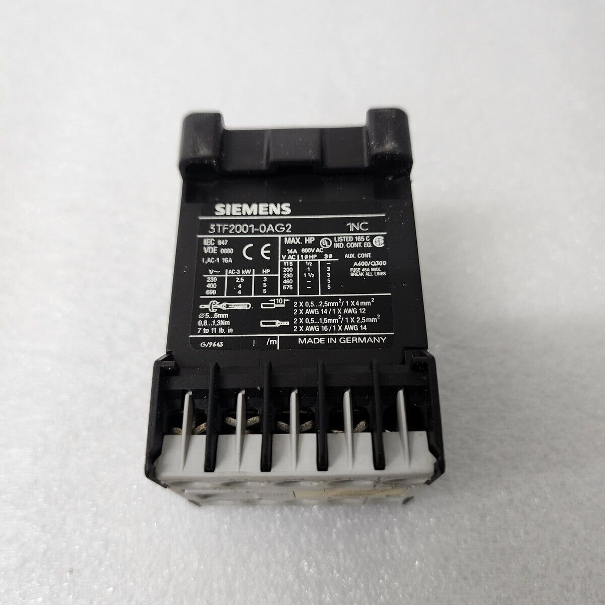 SIEMENS 3TF20 01-0AG2 01E CONTACTOR RELAY 1NC