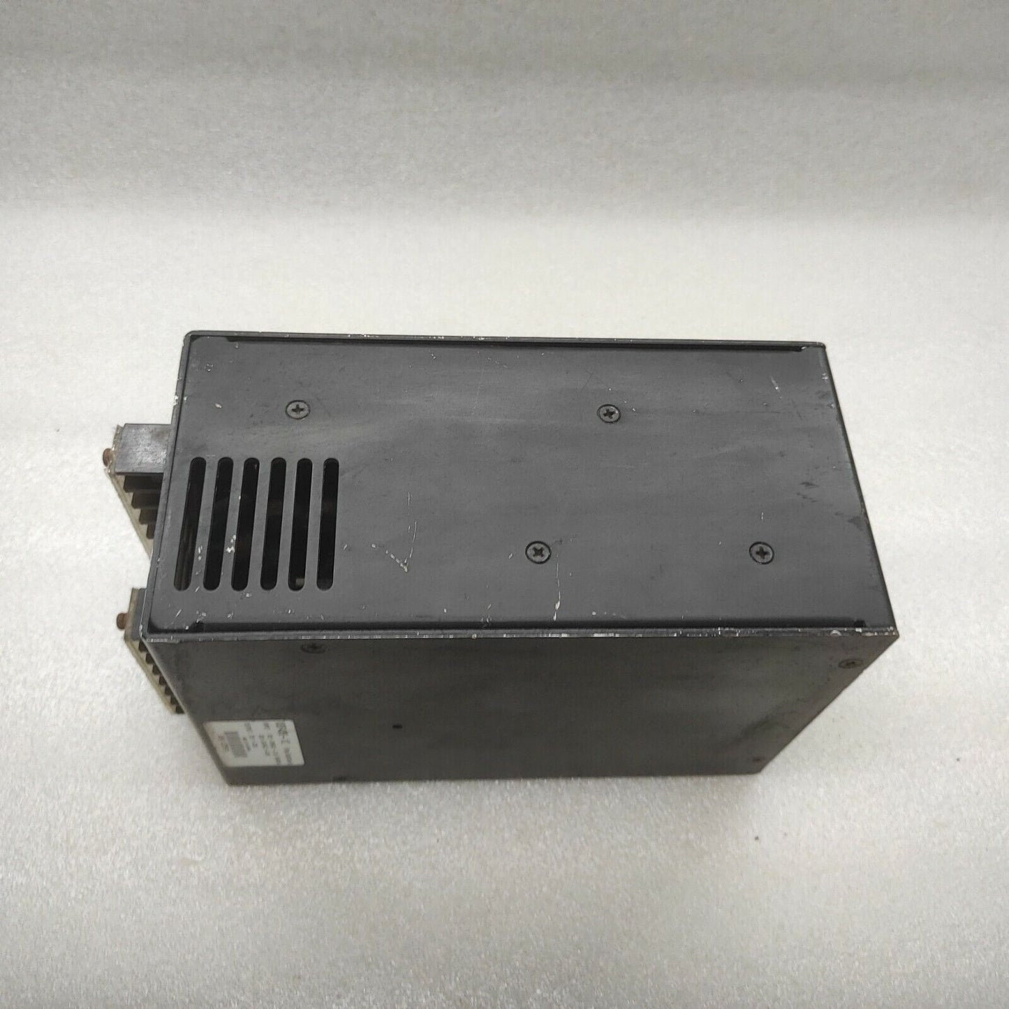 FINE SUNTRONIX VSF400-12 POWER SUPPLY 12VDC 32A