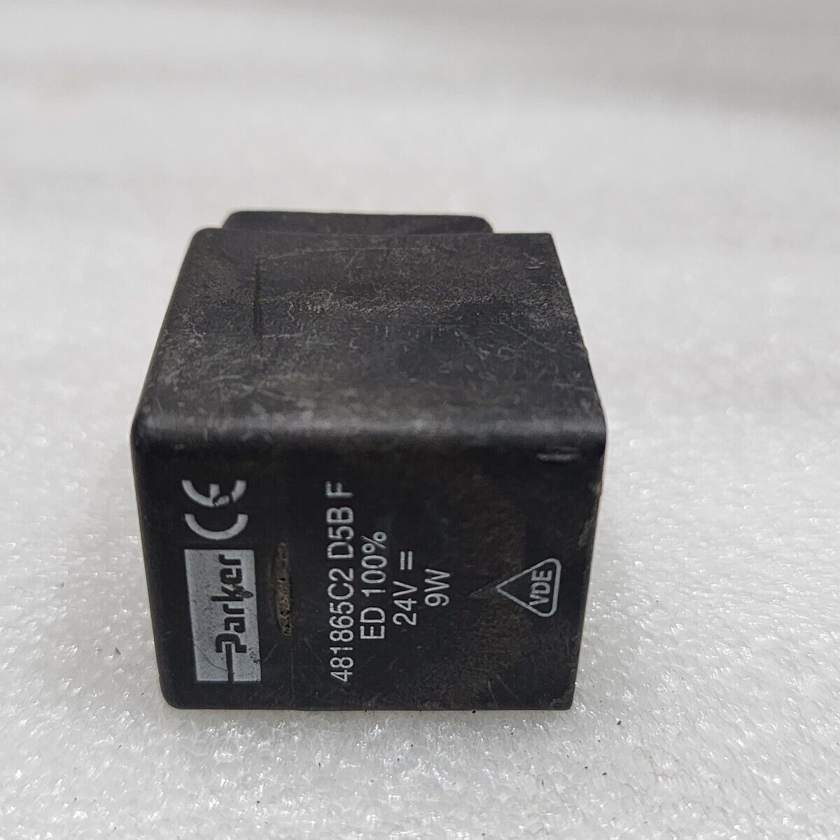 PARKER 481865C2 D5B F SOLENOID COIL 24VDC