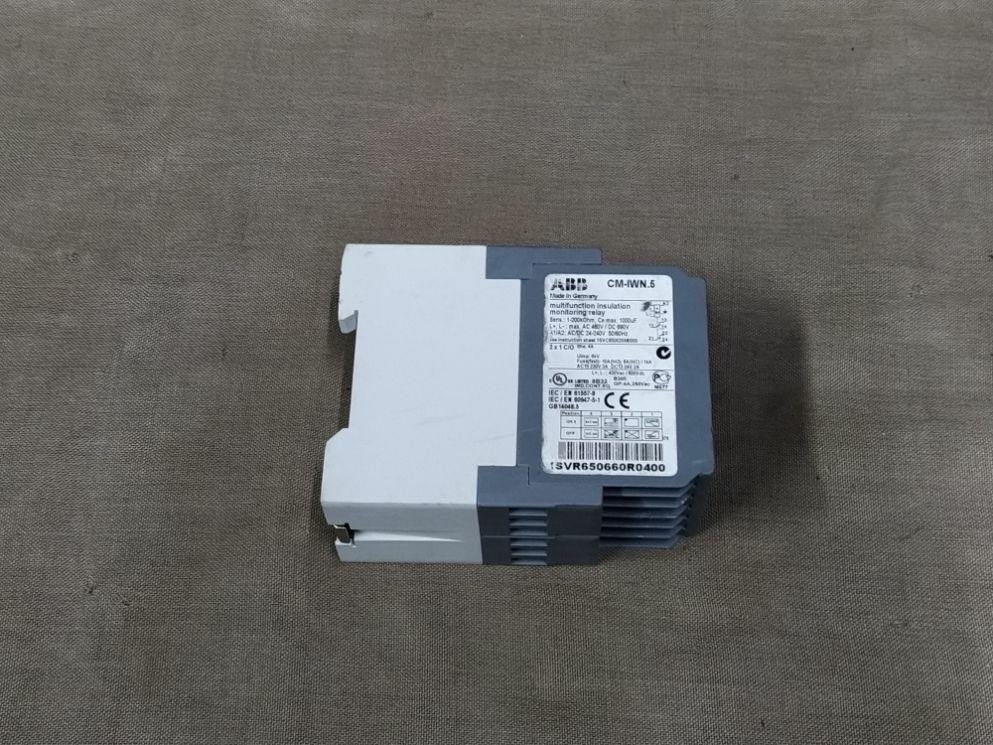 ABB CM-IWN.5 Multifunction Insulation Monitoring Relay 1SVR650660R0400