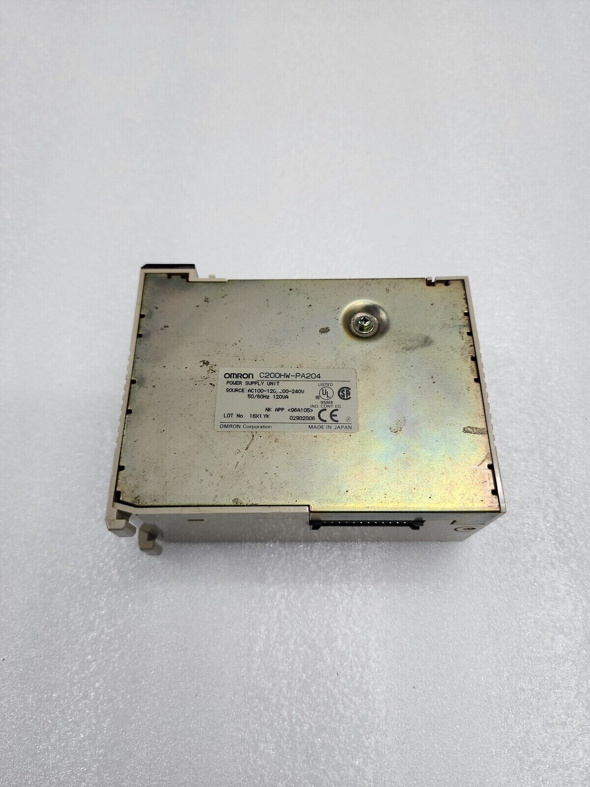 OMRON C200HW-PA204 POWER SUPPLY UNIT