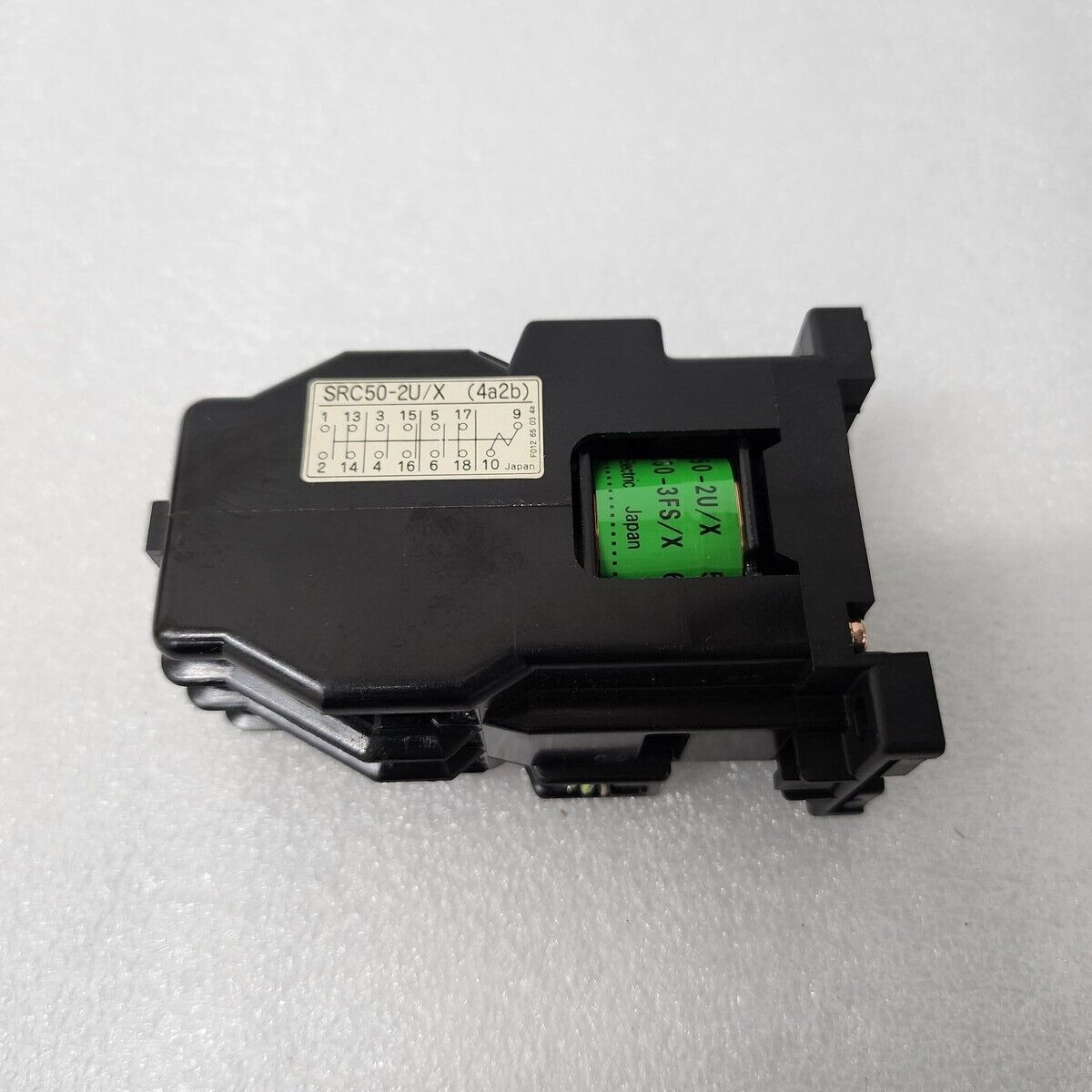 FUJI ELECTRIC SRC50-2U/X (4A2B) MAGNETIC COTNACTOR COIL VOLTAGE 110V