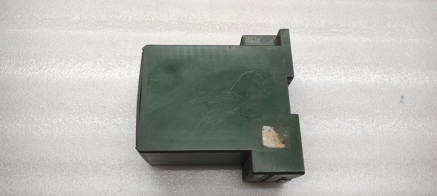 GOSSEN KWC-2 440/220V 1200/5A 200VAC