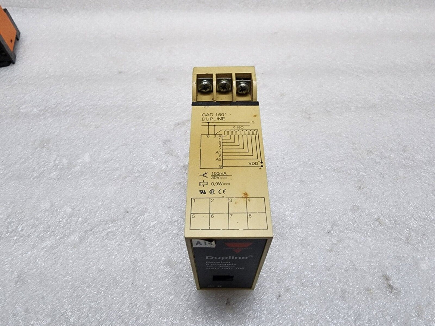CARLO GAVAZI GAD 1501 700 DUPLINE 8-CH RECEIVER 10-30VDC