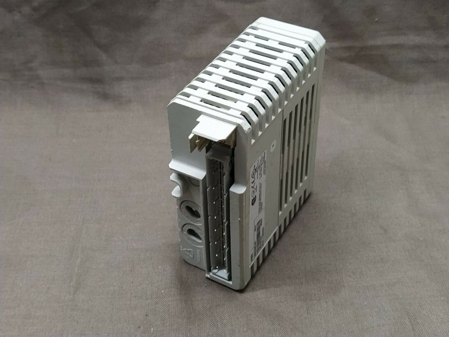 ABB DO820 Digital Output Relay 3BSE008514R1