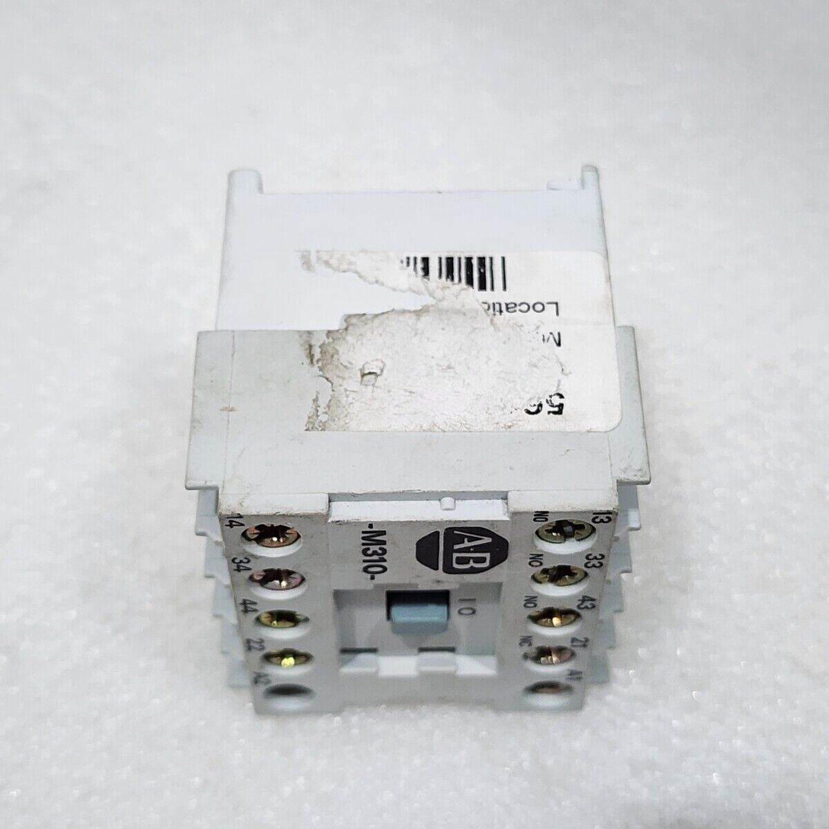 ALLEN BRADLEY 700DC-M310 SER A CONTROL RELAY COIL VOLTAGE 24VDC