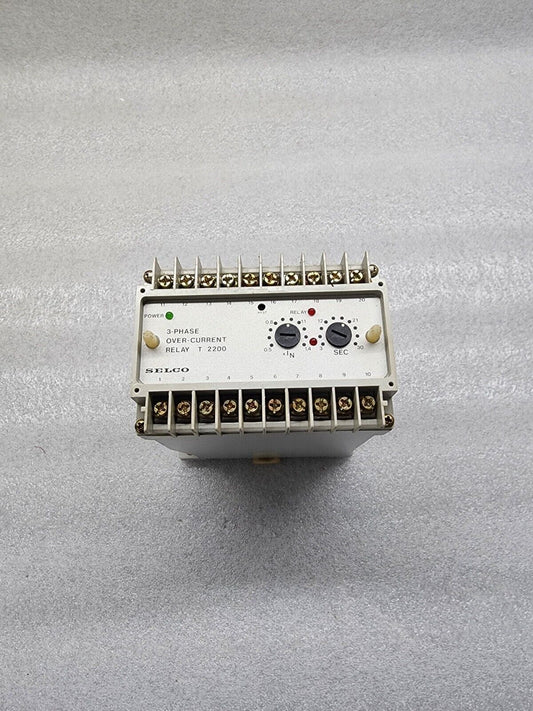 SELCO T2200-09 3-PHASE OVER-CURRENT RELAY 380-440V 5A