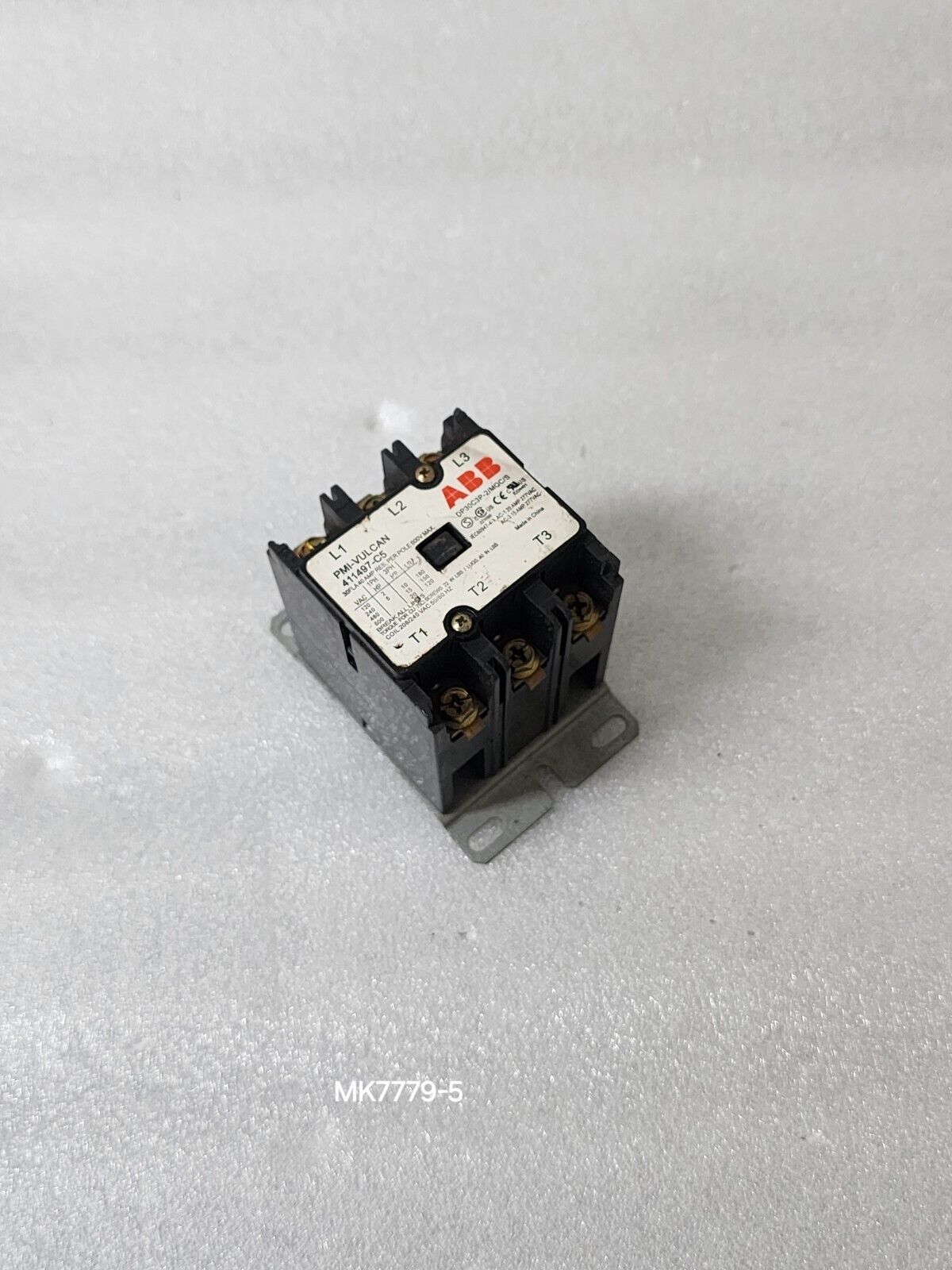 ABB PMI-VULCAN 3P CONTACTOR 40A 411497-C5 COIL VOLTAGE 208-240VAC