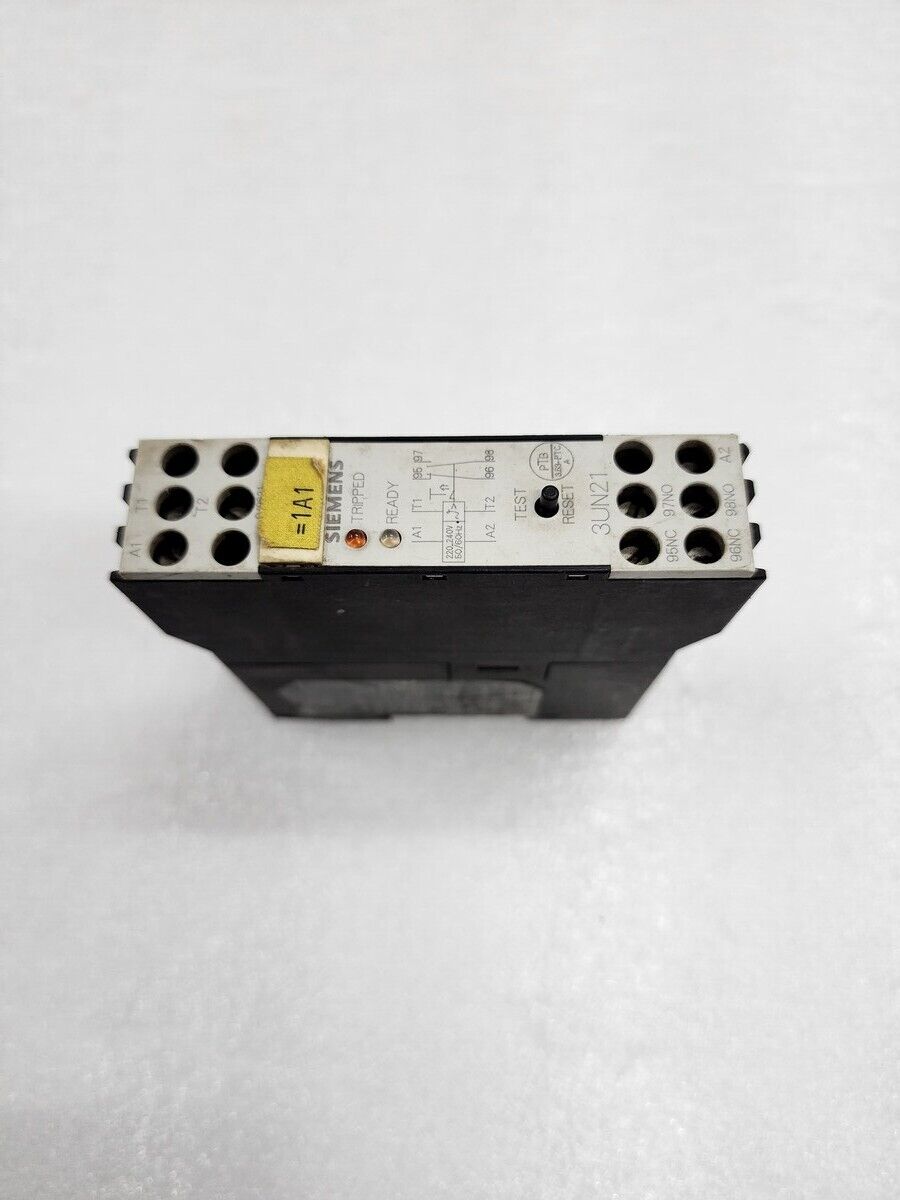 SIEMENS 3UN2110-0AN7 THERMISTOR MOTOR PROTECTION 220-240V