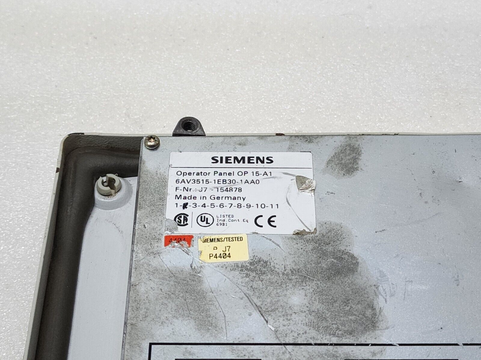 SIEMENS 6AV3515-1EB30-1AA0 OPERATOR PANEL OP 15-A1