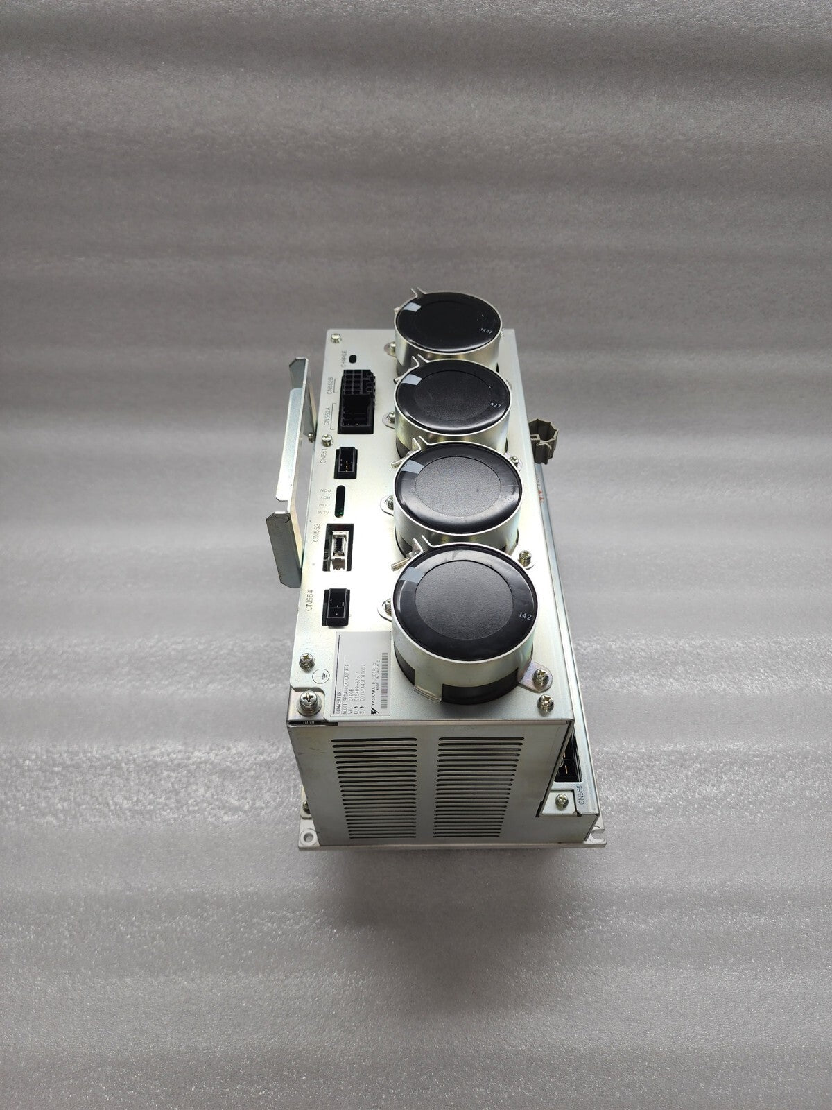 YASKAWA SRDA-C0A30A01A-E CONVERTER