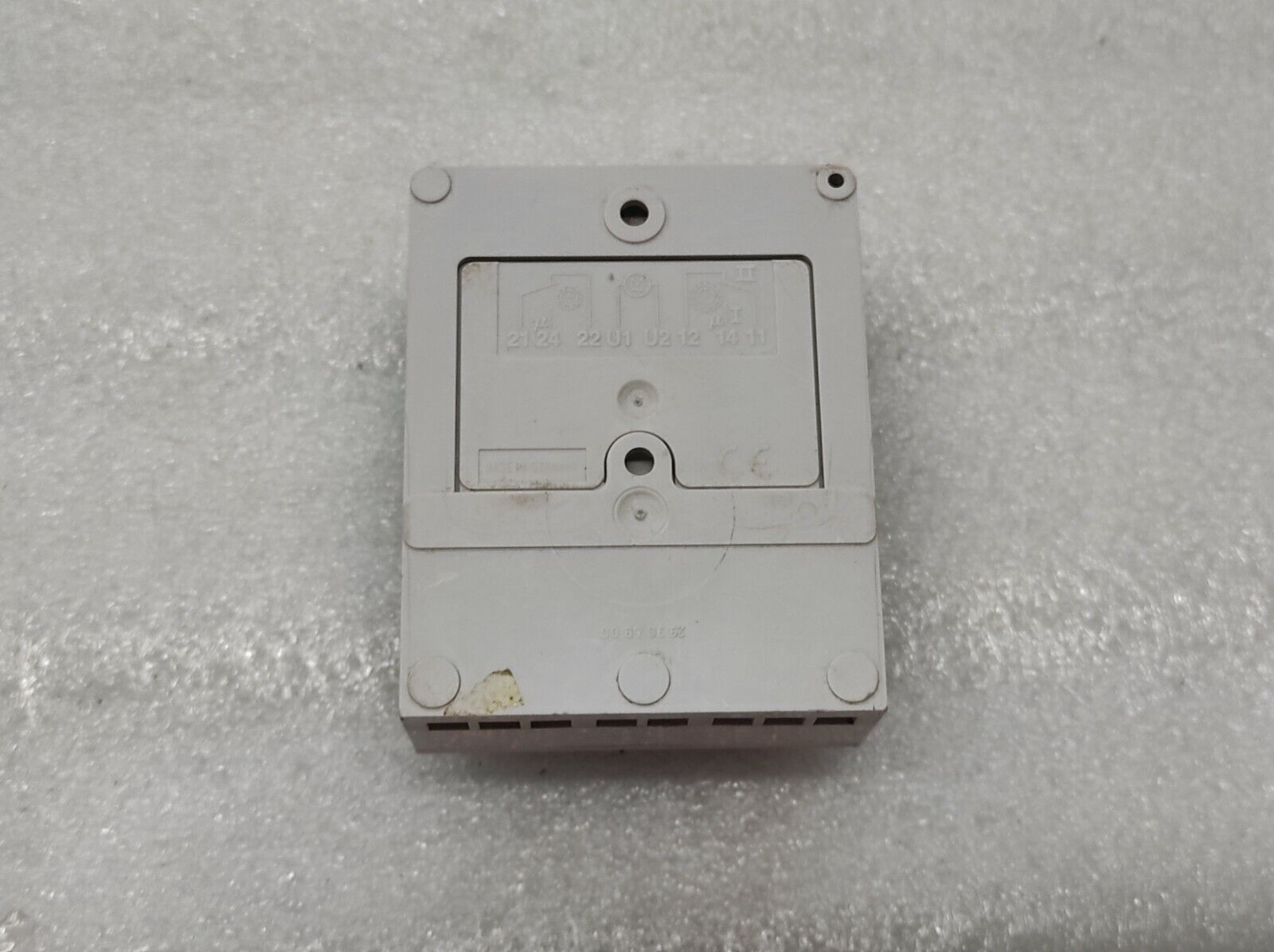 LEGRAND 923431 ANALOGUE SURFACE MOUNT TIME SWITCH 230V AC RS 180-7773