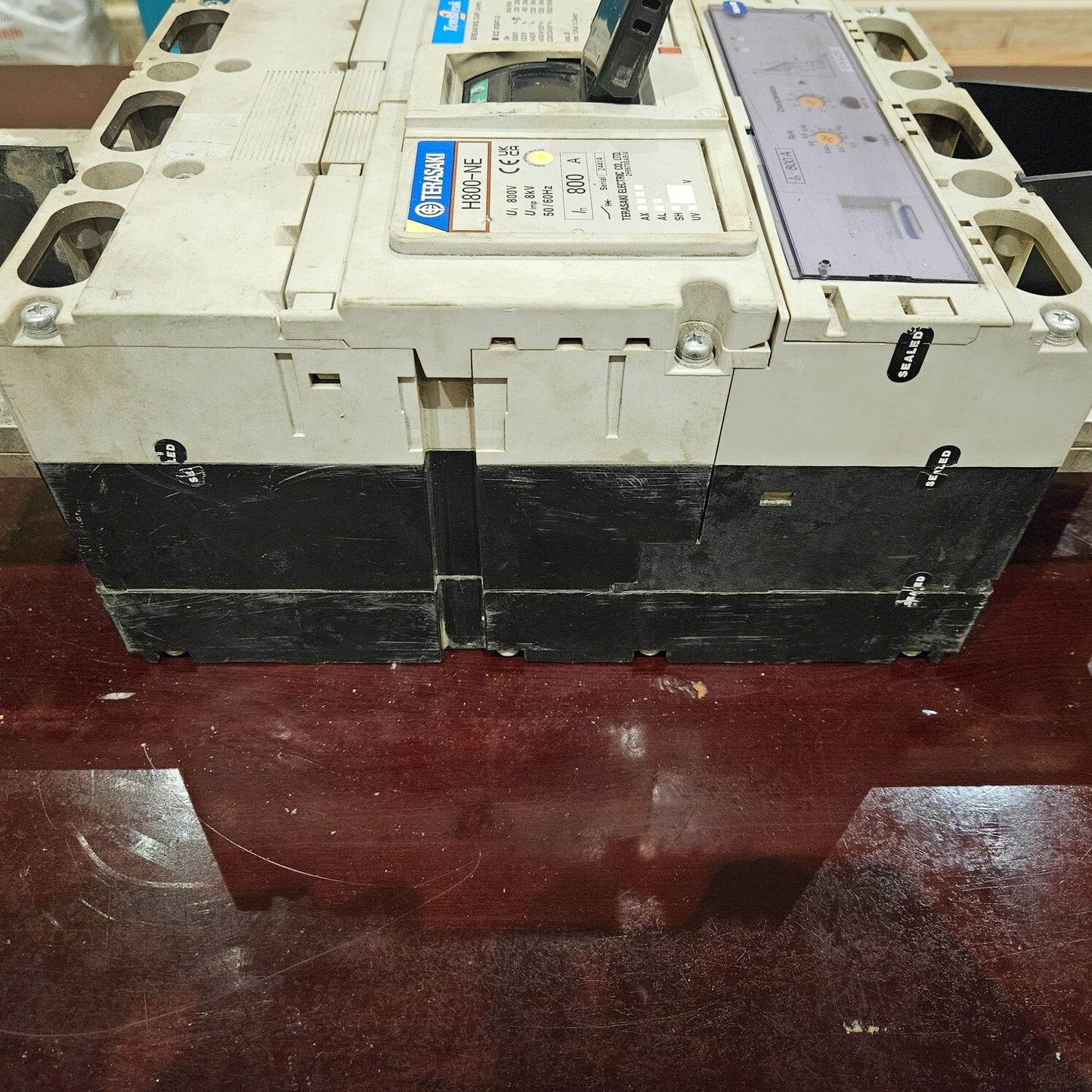TERASAKI H800-NE 3-POLE CIRCUIT BREAKER 800A