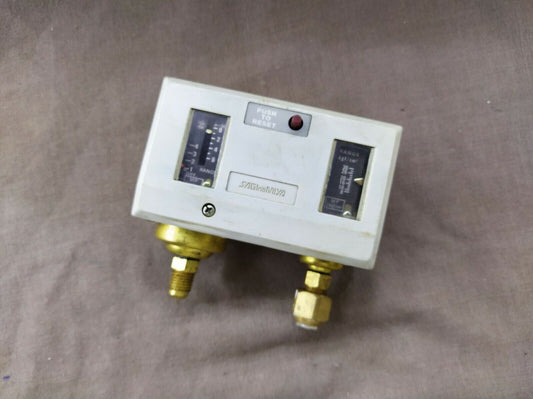 Saginomiya DNS-D606M 5244 Pressure Switch Max Working Pressure 15(LP)-33(HP) KGF