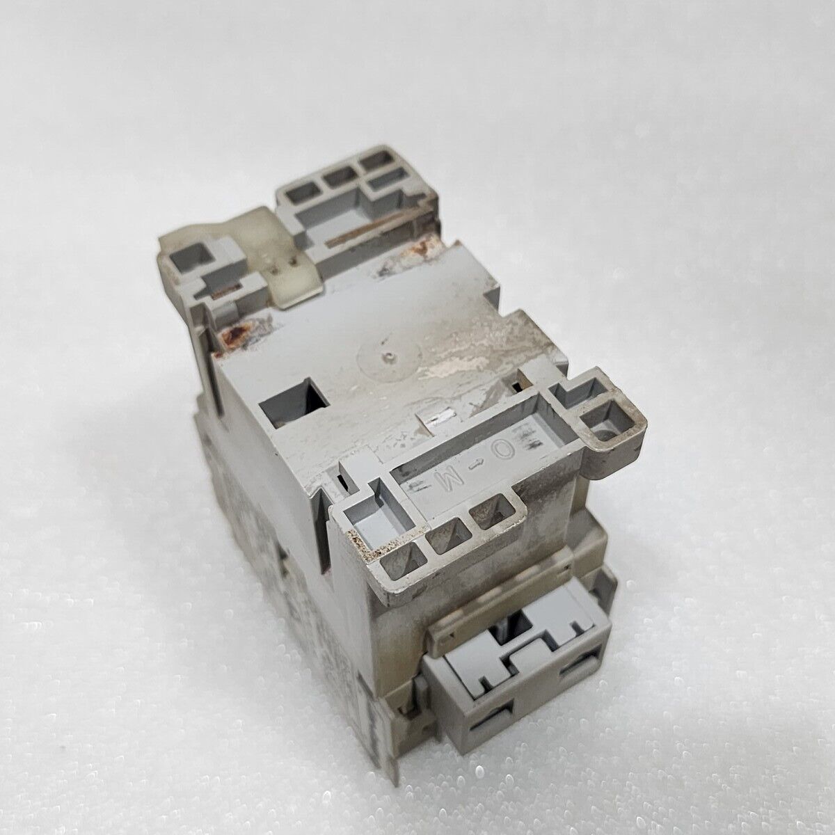 ALLEN BRADLEY C09 MAGNETIC CONTACTOR CAT 100-C09-10 COIL VOLTAGE 110V