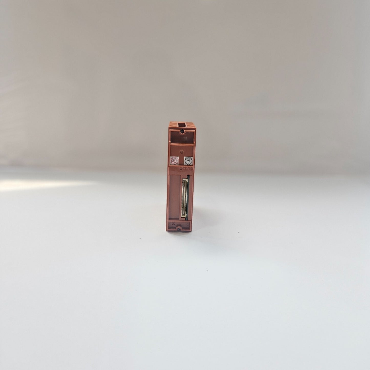 YOKOGAWA SDV541-S33 S2 DIGITAL OUTPUT MODULE